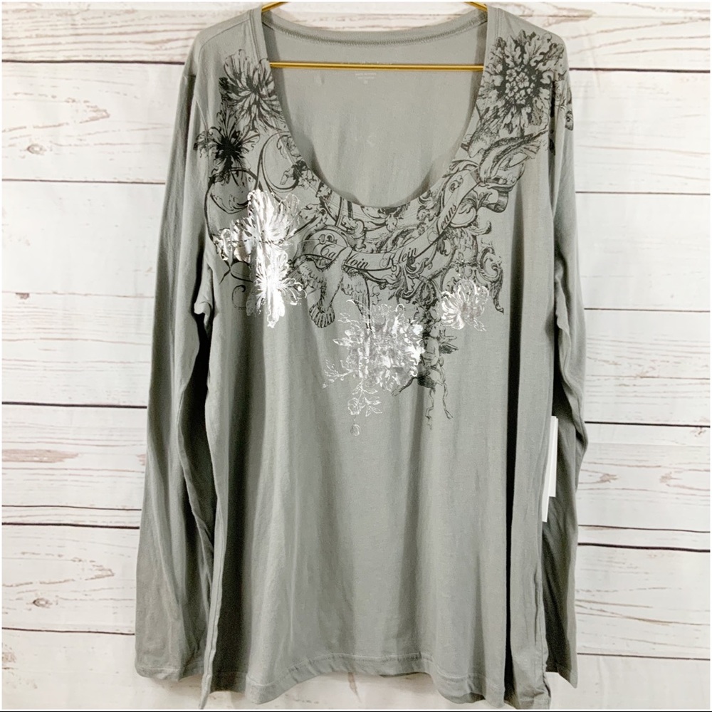 Calvin Klein Long Sleeve Top.
